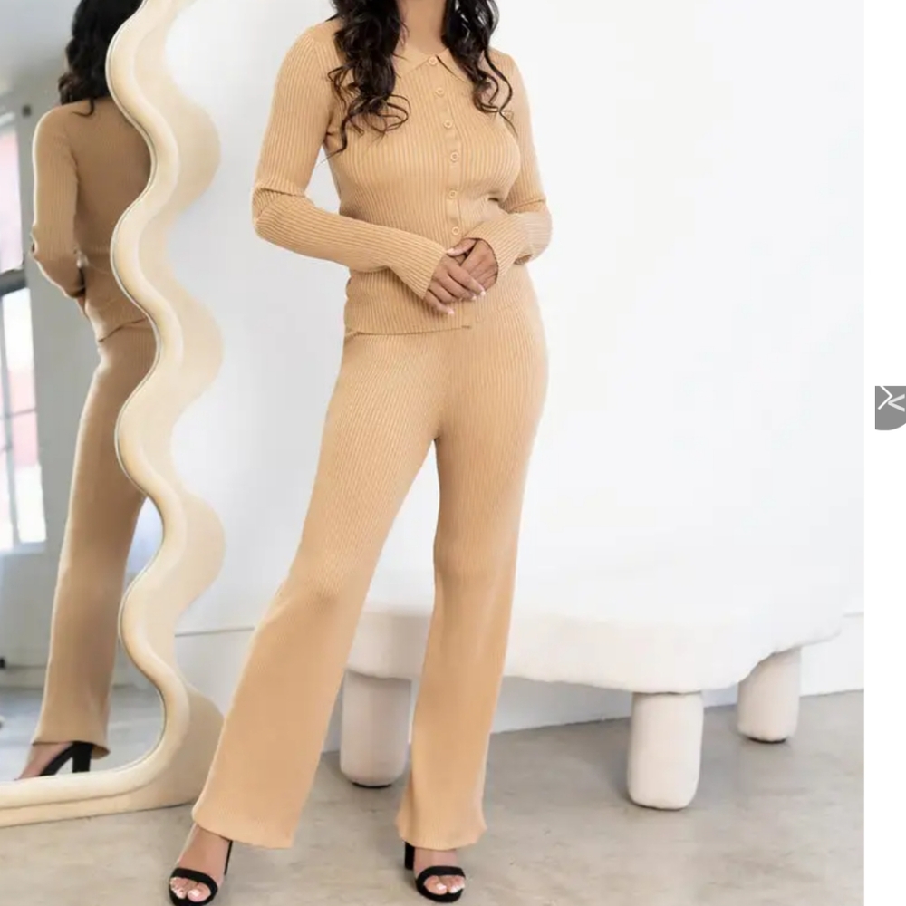 TALL LUCY WIDE KNIT PANTS

37” INSEAM